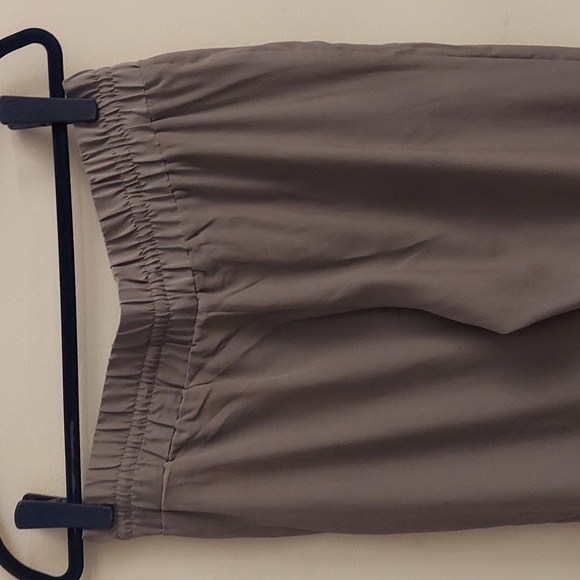 BCBGENERATION Women's Jogger Pants - Picture 7 of 10